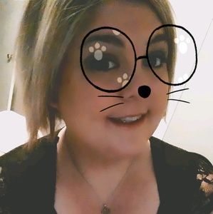 Meet your Posher, Candice